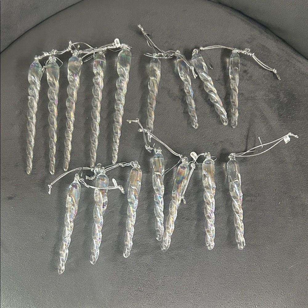 15 glass Christmas Icicles